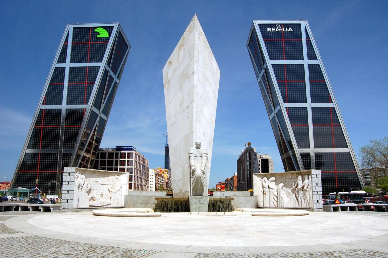 Adosado Cerca Plaza Castilla - Apartamento Cuzco Madrid Exteriör bild