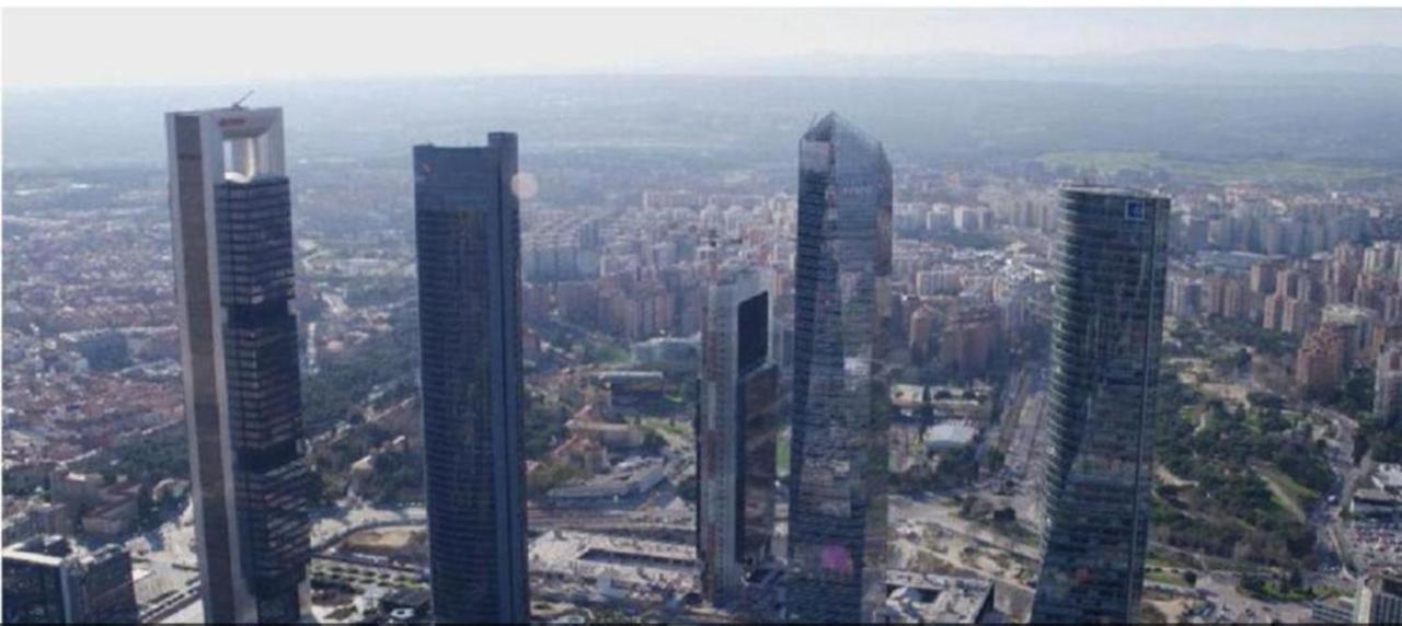 Adosado Cerca Plaza Castilla - Apartamento Cuzco Madrid Exteriör bild